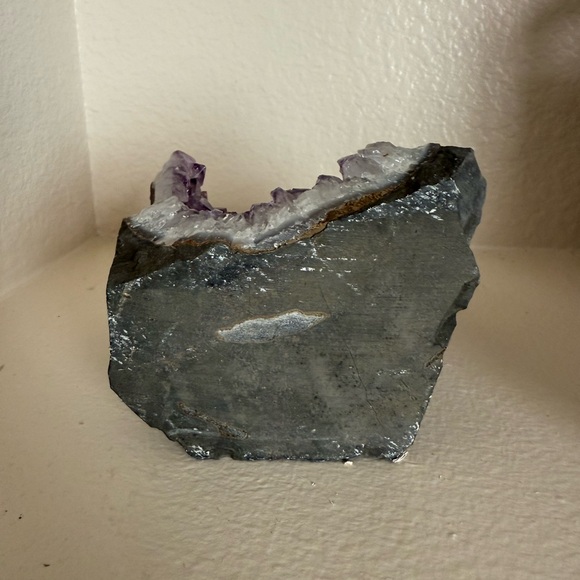 NEW Amethyst Geode Crystal - Picture 5 of 9